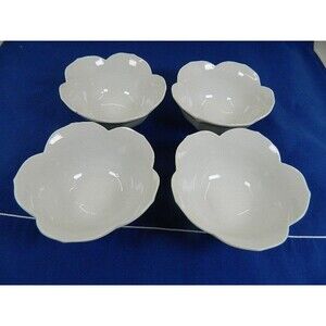 Vtg Set Of 4 Porcelain Ceramic White Lotus Flower Rice Soup Bowls Small Chip on1